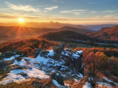 Sunset above Central Bohemian Uplands --- Západ slunce nad Českým Středohořím