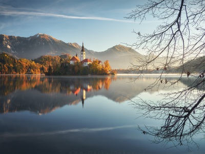 Podzim přišel do Bledu --- Autumn came to Bled